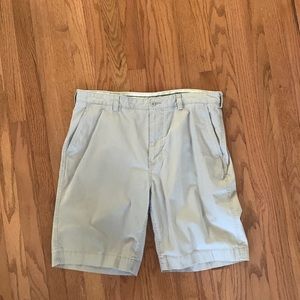 Daniel Cremieux khaki shorts